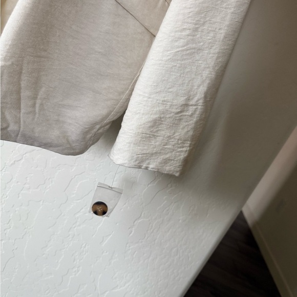 And now this|White oversized boyfriend blazer in plus size,simple & chic••staple - Picture 8 of 13